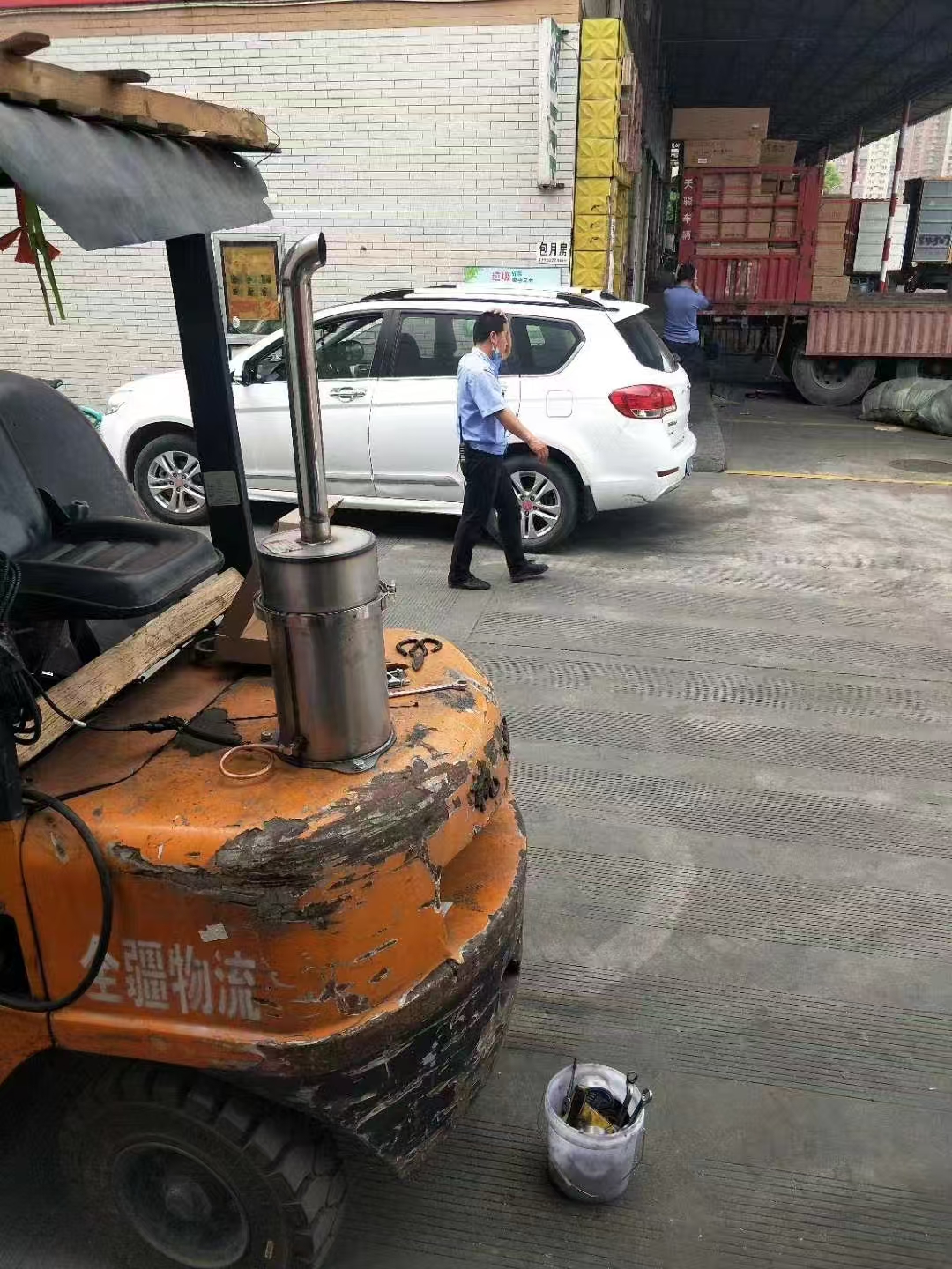 非道路车尾气处理装置