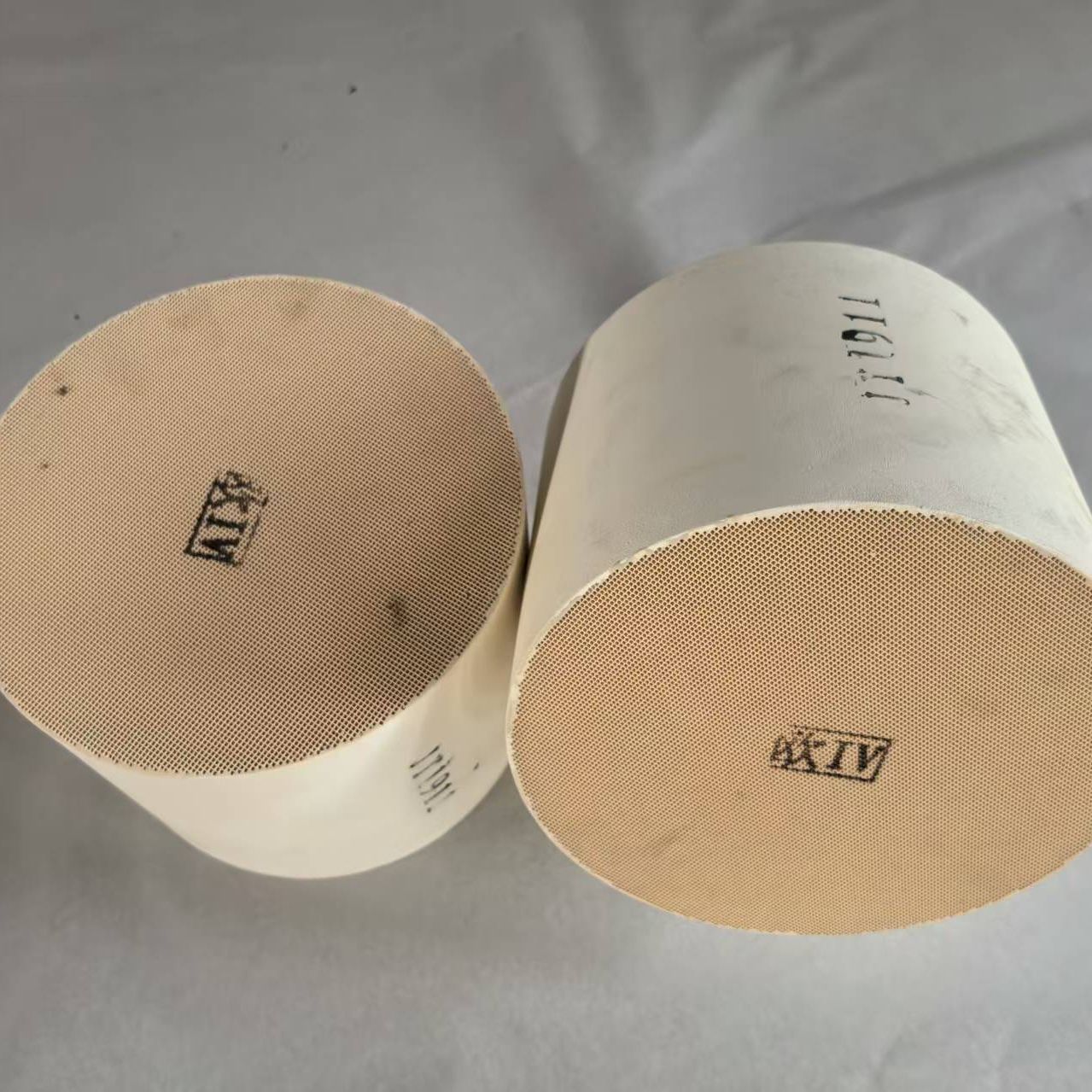 三元催化装置DOC